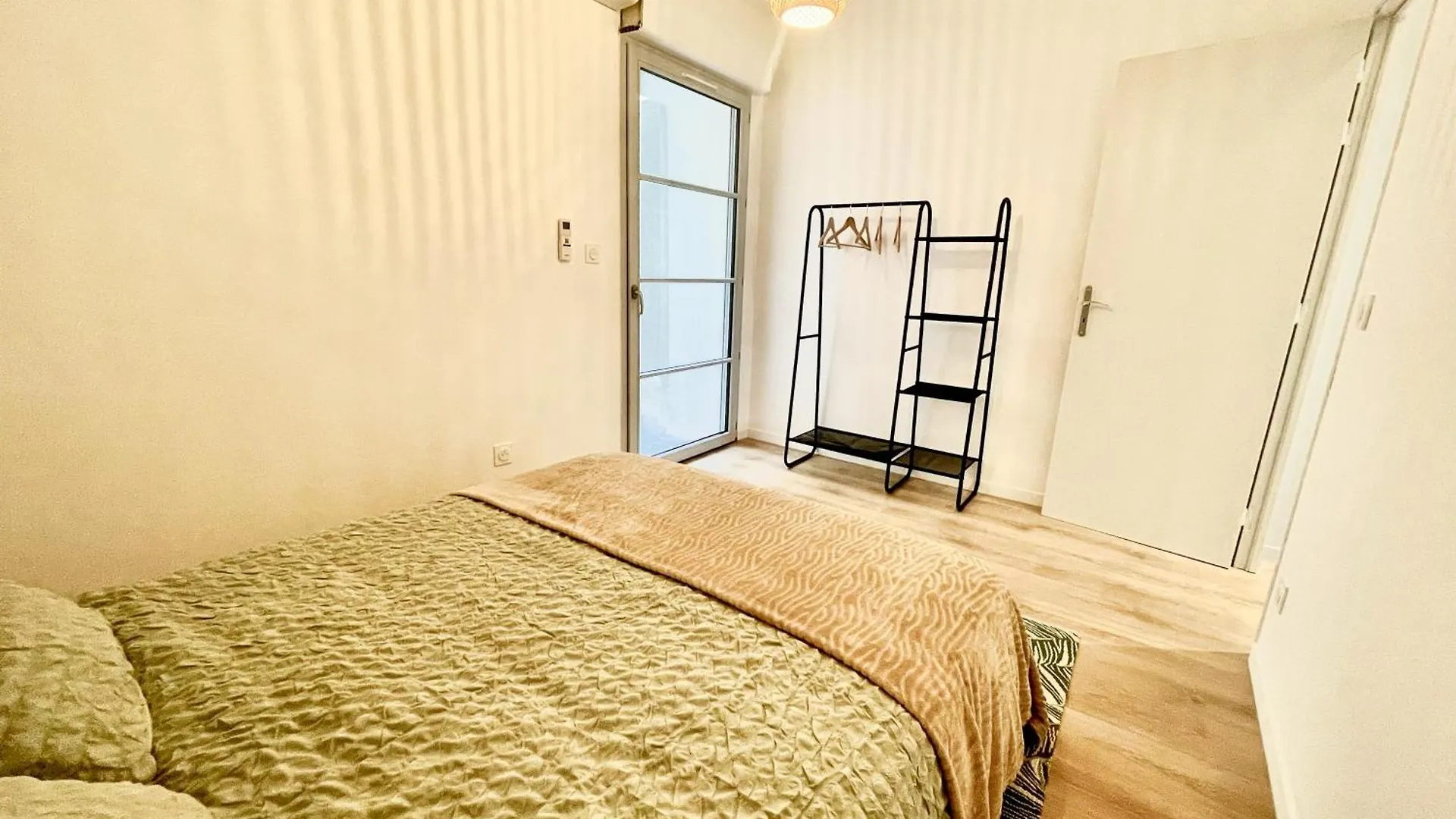 Le Petit Luberon Wifi Fibre Apartment Cavaillon