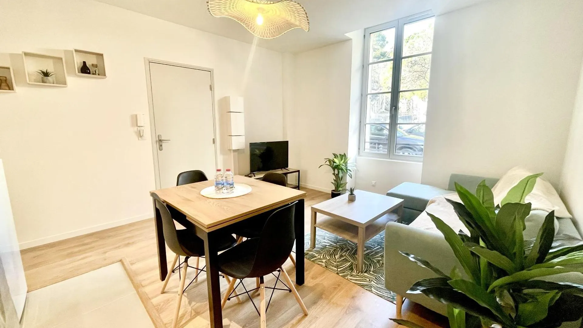 Le Petit Luberon Wifi Fibre Apartment Cavaillon 0*,